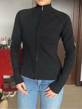Vintage black buckle knit zip up sweater